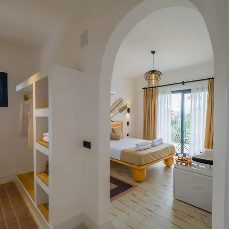 Havana Hotel *